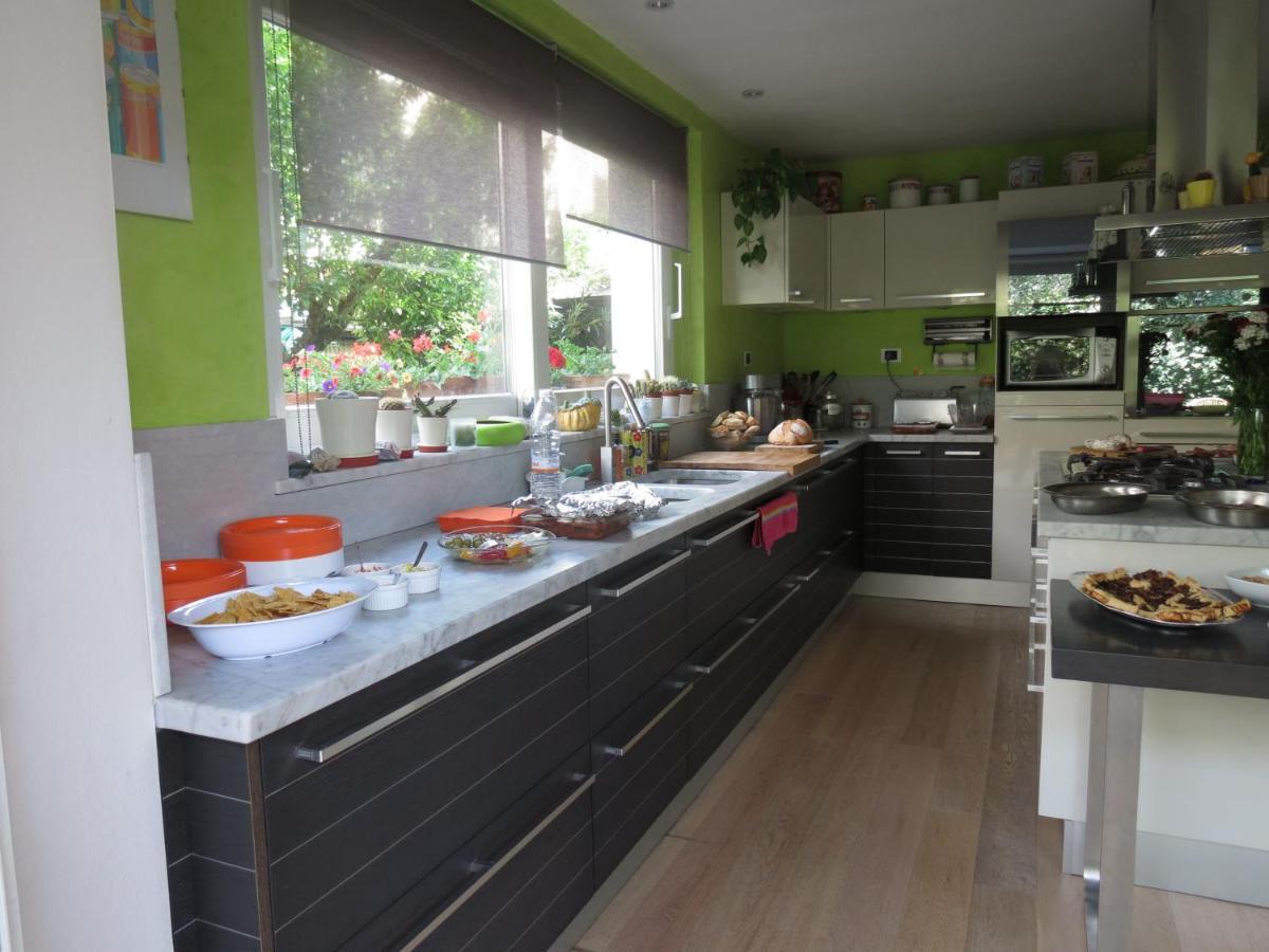 Camera Con Bagno Privato E Parcheggio 卢卡 外观 照片